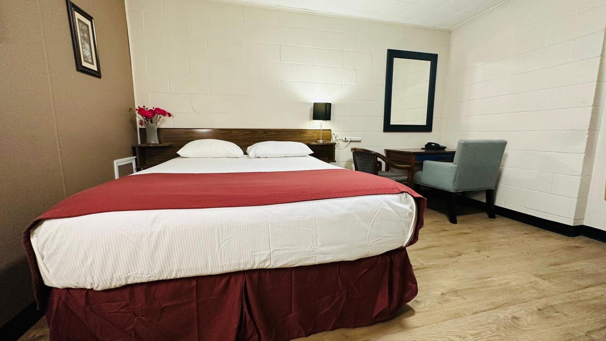Travellers Motel Cranbrook Eksteriør billede